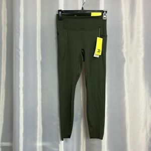 COPY - All in motion, high rise, 7/8 leggings with 2 pockets.